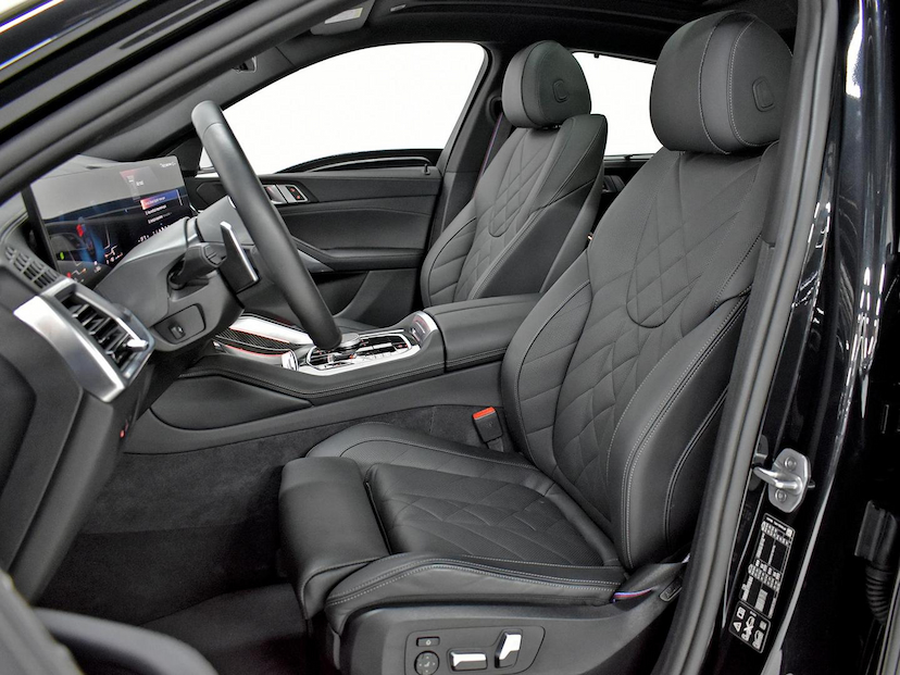 Foto do veículo BMW X6  XDRIVE 40I M SPORT 3.0 BI-TB (HIB.) 2026 1.435 KM 970.000,00