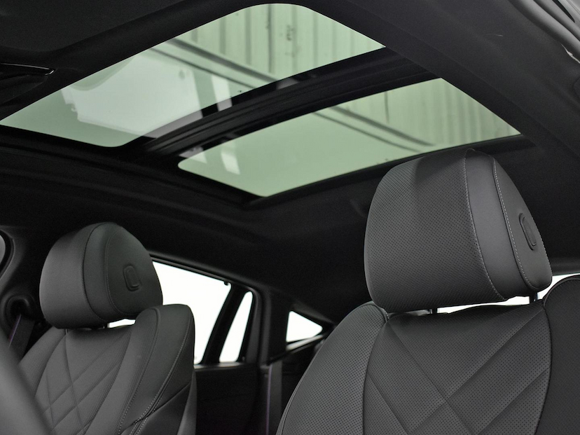 Foto do veículo BMW X6  XDRIVE 40I M SPORT 3.0 BI-TB (HIB.) 2026 1.435 KM 970.000,00