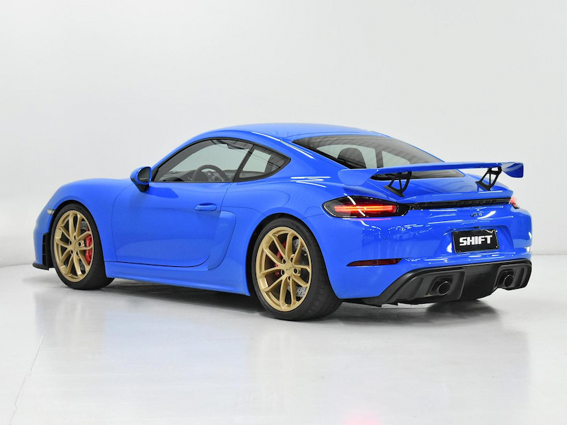 Foto do veículo PORSCHE 718  CAYMAN GT4 4.0 420CV 2023 4.890 KM 980.000,00