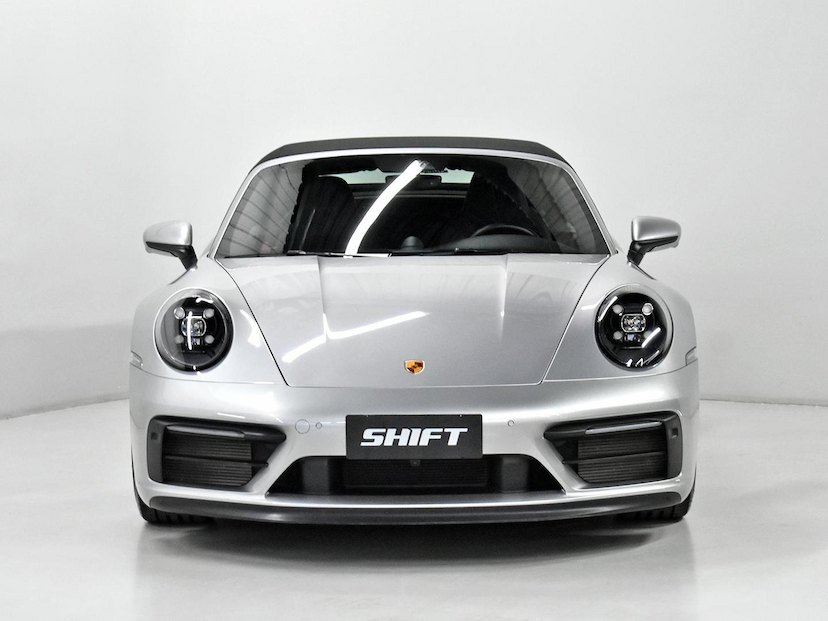 Foto do veículo PORSCHE 911  CARRERA 4 GTS CABRI. 3.0 24V (992) 2024 5.855 KM 1.075.000,00