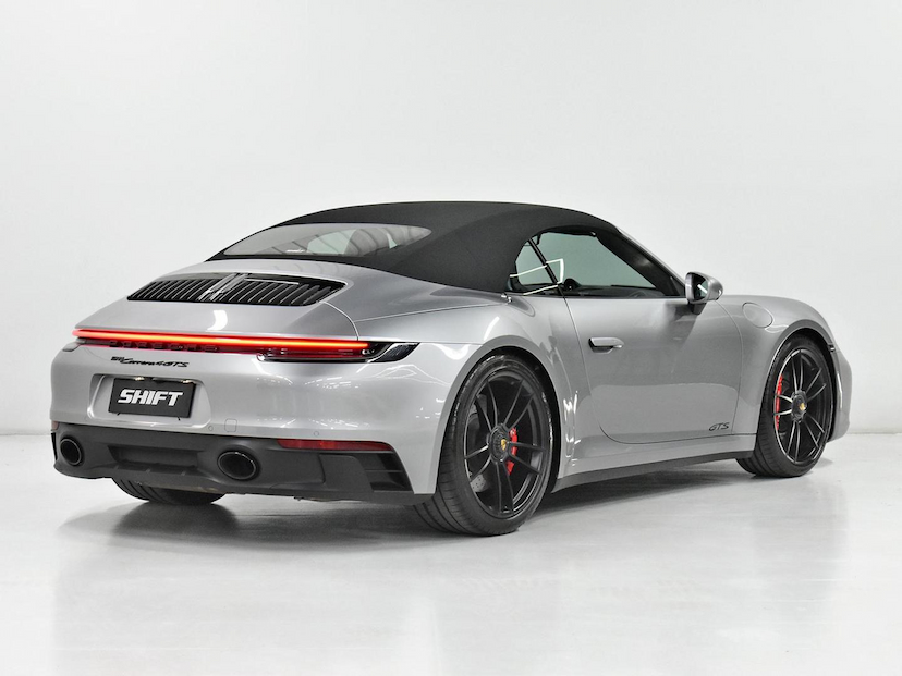 Foto do veículo PORSCHE 911  CARRERA 4 GTS CABRI. 3.0 24V (992) 2024 5.855 KM 1.075.000,00