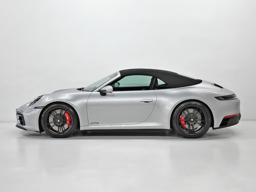 Foto do veículo PORSCHE 911  CARRERA 4 GTS CABRI. 3.0 24V (992) 2024 5.855 KM 1.075.000,00
