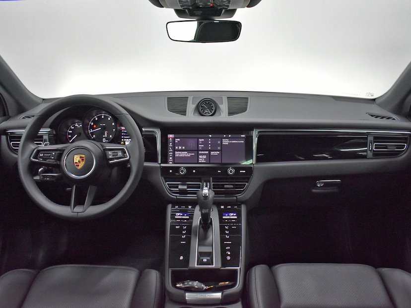 Foto do veículo PORSCHE MACAN  2.0 TURBO 2026 55 KM 550.000,00