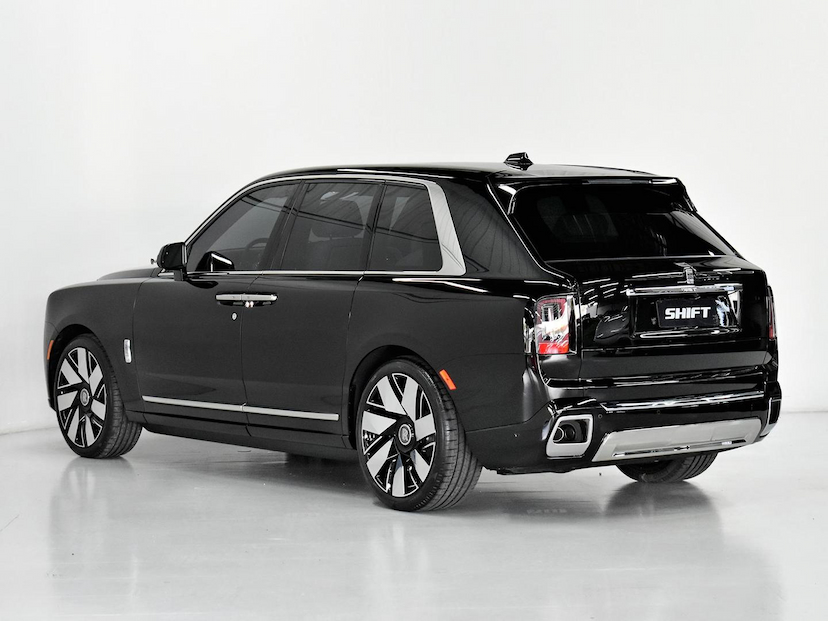 Foto do veículo ROLLS-ROYCE CULLINAN  6.7 V12 AUT. 2026 150 KM 8.000.000,00