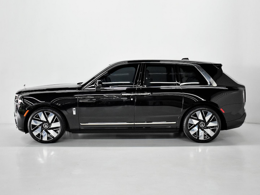Foto do veículo ROLLS-ROYCE CULLINAN  6.7 V12 AUT. 2026 150 KM 8.000.000,00