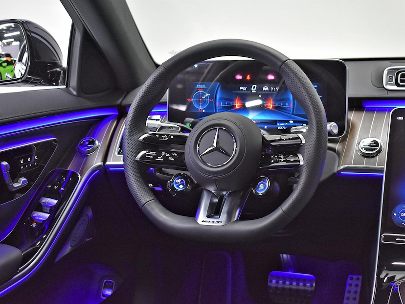 Foto do veículo MERCEDES-BENZ S 63 AMG S-63 AMG S E PERFORMANCE AUT. (HÍBRIDO) 2026 995 KM 1.670.000,00