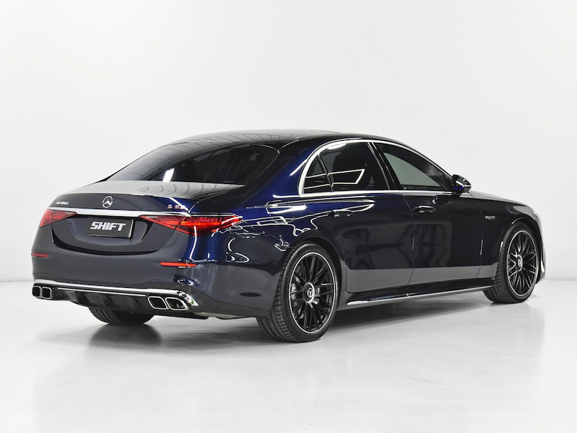 Foto do veículo MERCEDES-BENZ S 63 AMG S-63 AMG S E PERFORMANCE AUT. (HÍBRIDO) 2026 995 KM 1.670.000,00