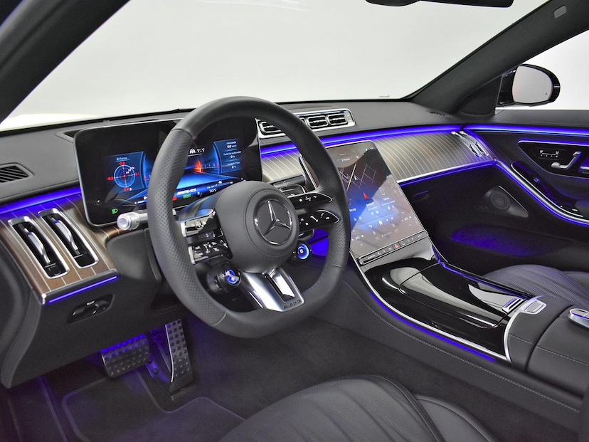 Foto do veículo MERCEDES-BENZ S 63 AMG S-63 AMG S E PERFORMANCE AUT. (HÍBRIDO) 2026 995 KM 1.670.000,00