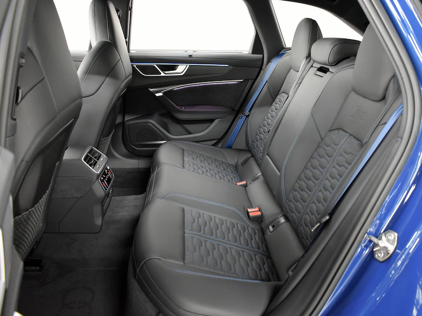 Foto do veículo AUDI RS6 RS6 4.0 AVANT.PERF TFSI QUAT.TIP.(HIB) 2026 435 KM 1.190.000,00