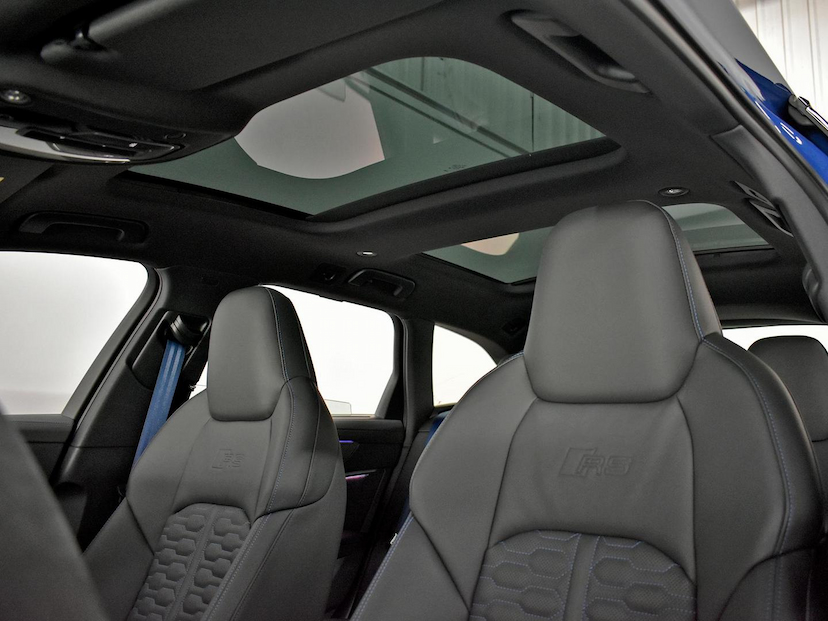 Foto do veículo AUDI RS6 RS6 4.0 AVANT.PERF TFSI QUAT.TIP.(HIB) 2026 435 KM 1.190.000,00