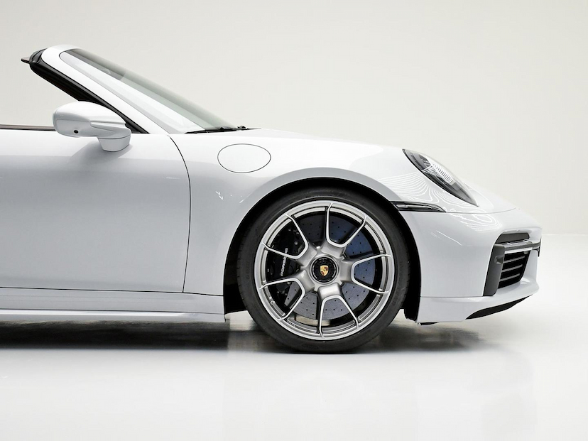 Foto do veículo PORSCHE 911  TURBO S CABRIOLET 3.6/3.8(991/992) 2024 6.430 KM 1.690.000,00
