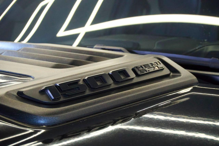 Foto do veículo RAM 1500  LIMITED NIGHT EDITION 5.7 4X4 AUT. 2024 28.938 KM 439.900,00
