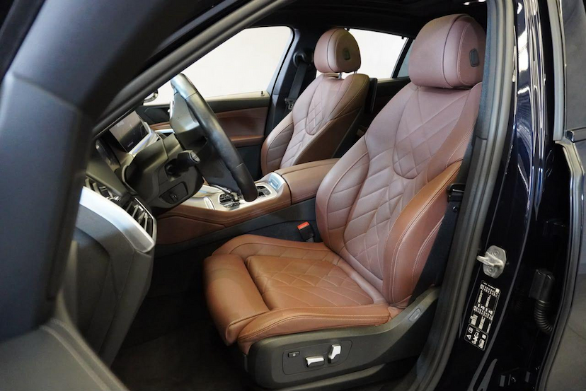 Foto do veículo BMW X6  XDRIVE 40I M SPORT 3.0 BI-TURBO 2023 42.943 KM 478.900,00
