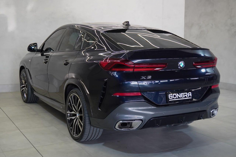 Foto do veículo BMW X6  XDRIVE 40I M SPORT 3.0 BI-TURBO 2023 42.943 KM 478.900,00