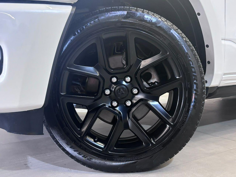 Foto do veículo RAM 1500  LARAM. NIGHT ED. BI-TB 3.0 4X4 AUT. 2025 22.283 KM 489.900,00