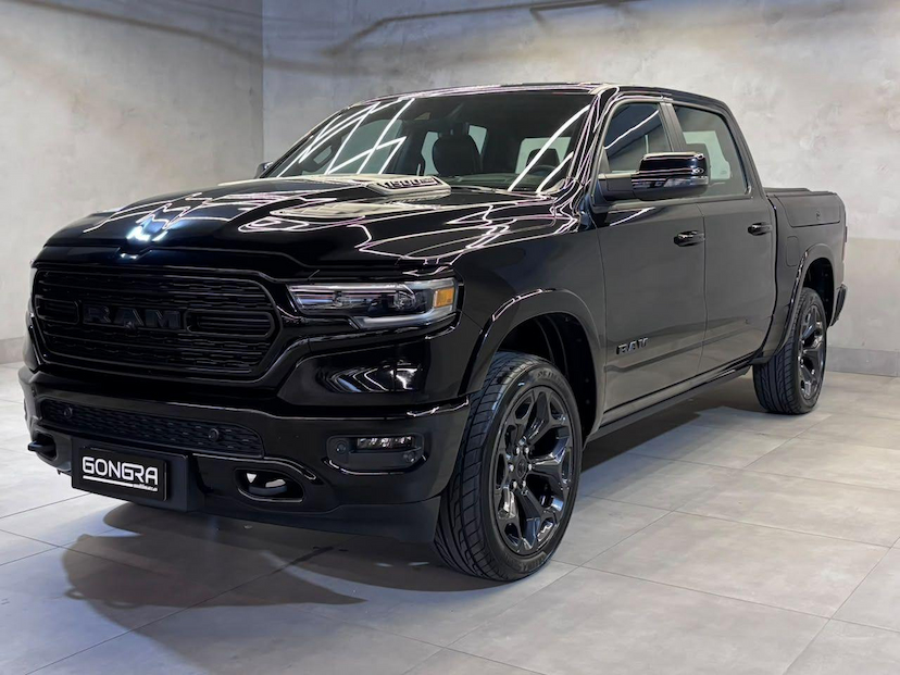 Foto do veículo RAM 1500  LIMITED NIGHT EDITION 5.7 4X4 AUT. 2024 71.743 KM 399.900,00