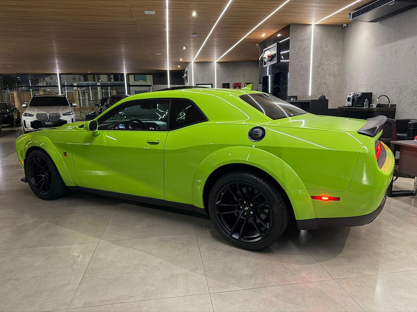 Foto do veículo DODGE CHALLENGER  SCAT PACK 2023 200 KM 990.000,00
