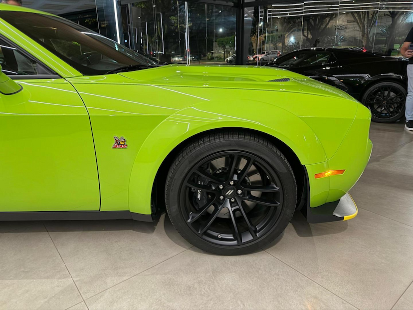 Foto do veículo DODGE CHALLENGER  SCAT PACK 2023 200 KM 990.000,00