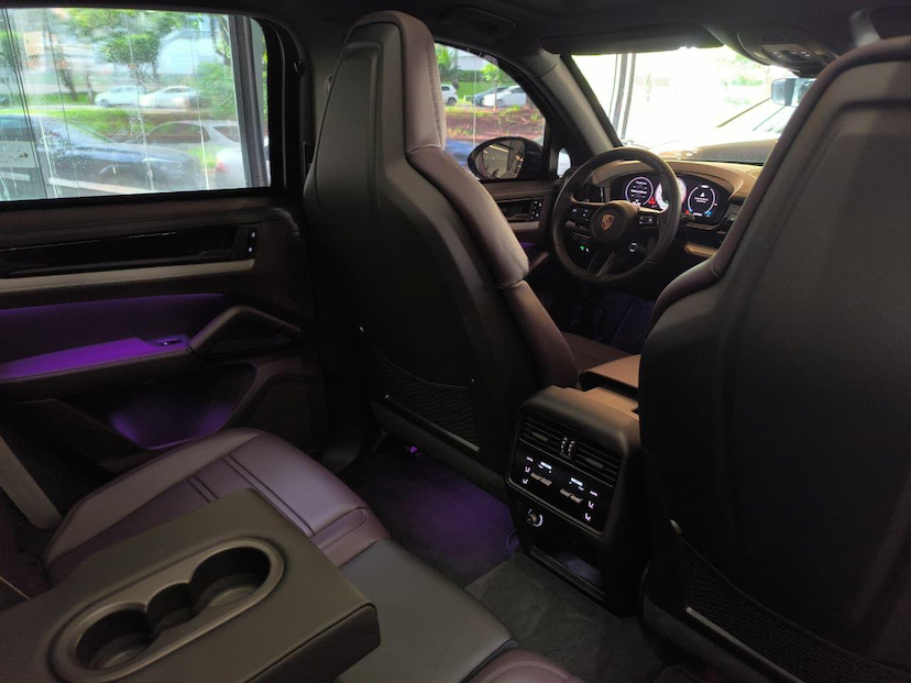 Foto do veículo PORSCHE CAYENNE  S PHEV 2025 2.200 KM 990.000,00