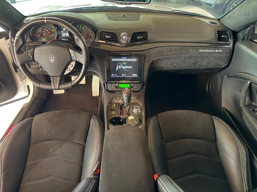 Foto do veículo MASERATI GRANTURISMO  S 2018 2.900 KM 1.200.000,00