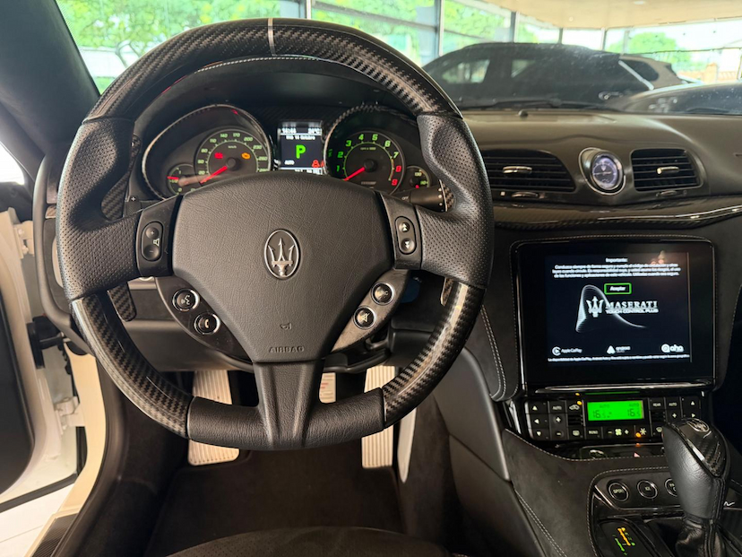 Foto do veículo MASERATI GRANTURISMO  S 2018 2.900 KM 1.200.000,00