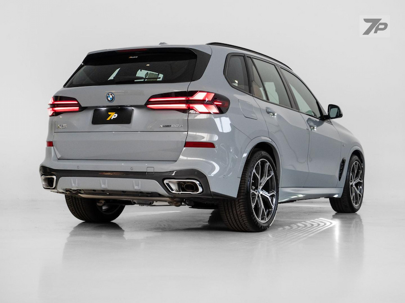 Foto do veículo BMW X5  XDRIVE 50E 3.0 M SPORT AUT. (HIBRIDO) 2026 0 KM 778.500,00