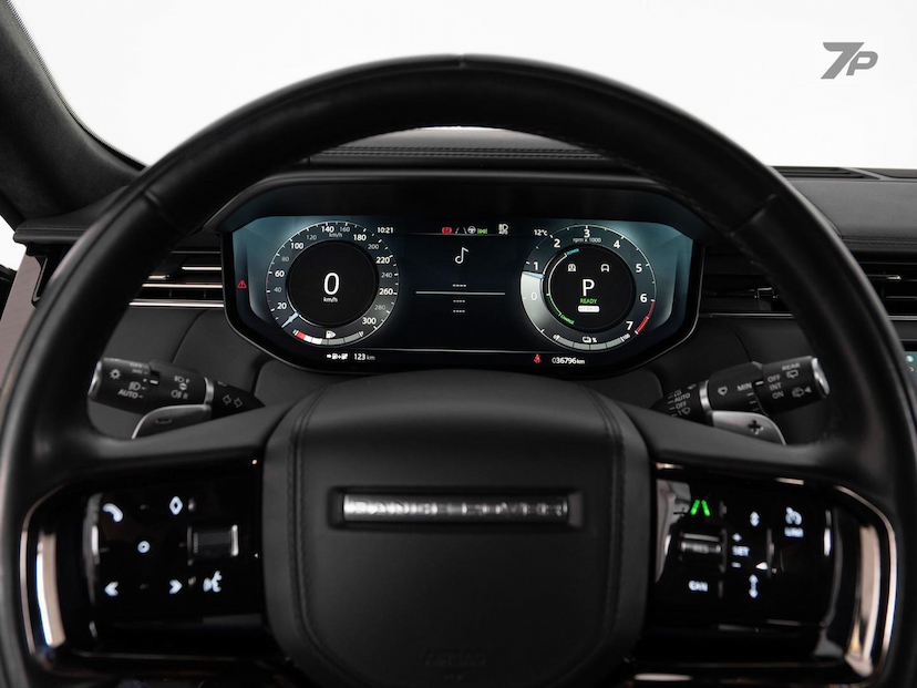 Foto do veículo LAND ROVER RANGE ROVER SPORT LR RRS PHEV LE 2023 36.796 KM 709.000,00