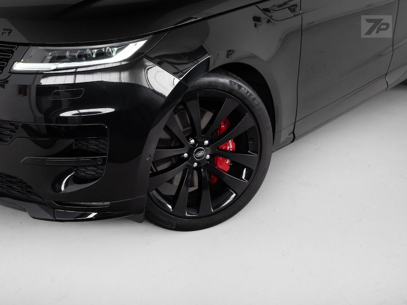 Foto do veículo LAND ROVER RANGE ROVER SPORT LR RRS PHEV LE 2023 36.796 KM 709.000,00