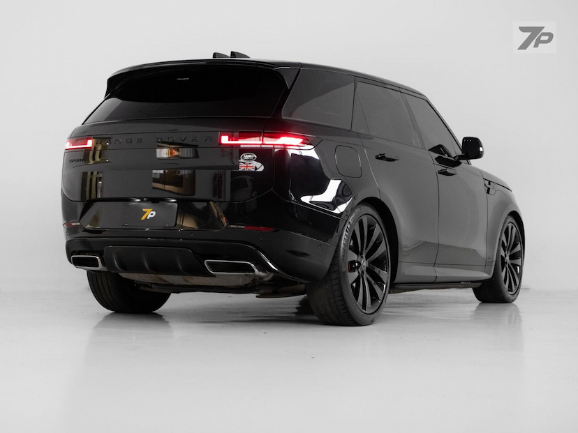 Foto do veículo LAND ROVER RANGE ROVER SPORT LR RRS PHEV LE 2023 36.796 KM 709.000,00