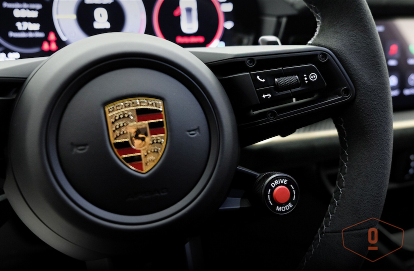 Foto do veículo PORSCHE CAYENNE TURBO GT  2024 8.451 KM 1.320.000,00