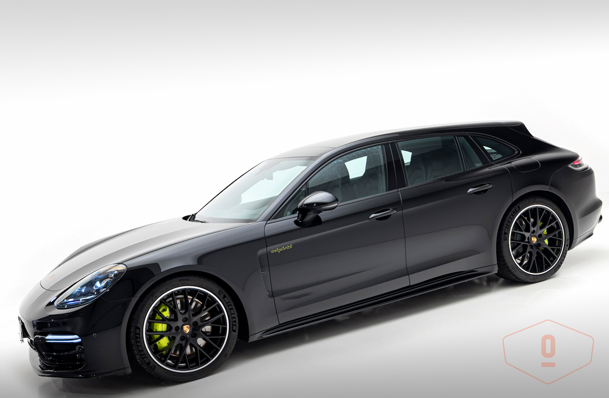 Foto do veículo PORSCHE PANAMERA 4 E-HYBRID SPORT TURISMO 2023/2023 29.882 KM R$ 650.000,00