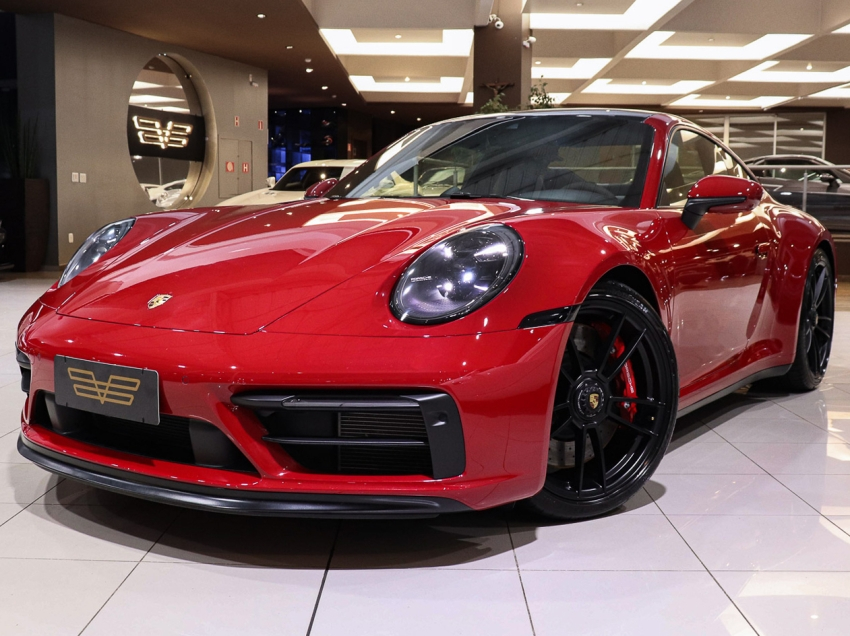 Foto do veículo PORSCHE 911 3.0 24V H6 GASOLINA CARRERA GTS PDK 2022/2022 11.250 KM R$ 889.000,00