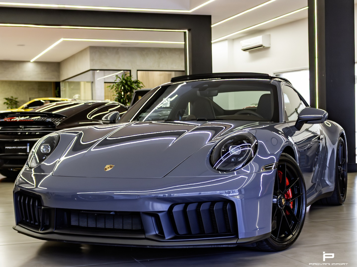Foto do veículo PORSCHE 911 3.6 24V H6 T-HYBRID CARRERA GTS PDK 2025/2025 1.700 KM R$ 1.180.000,00