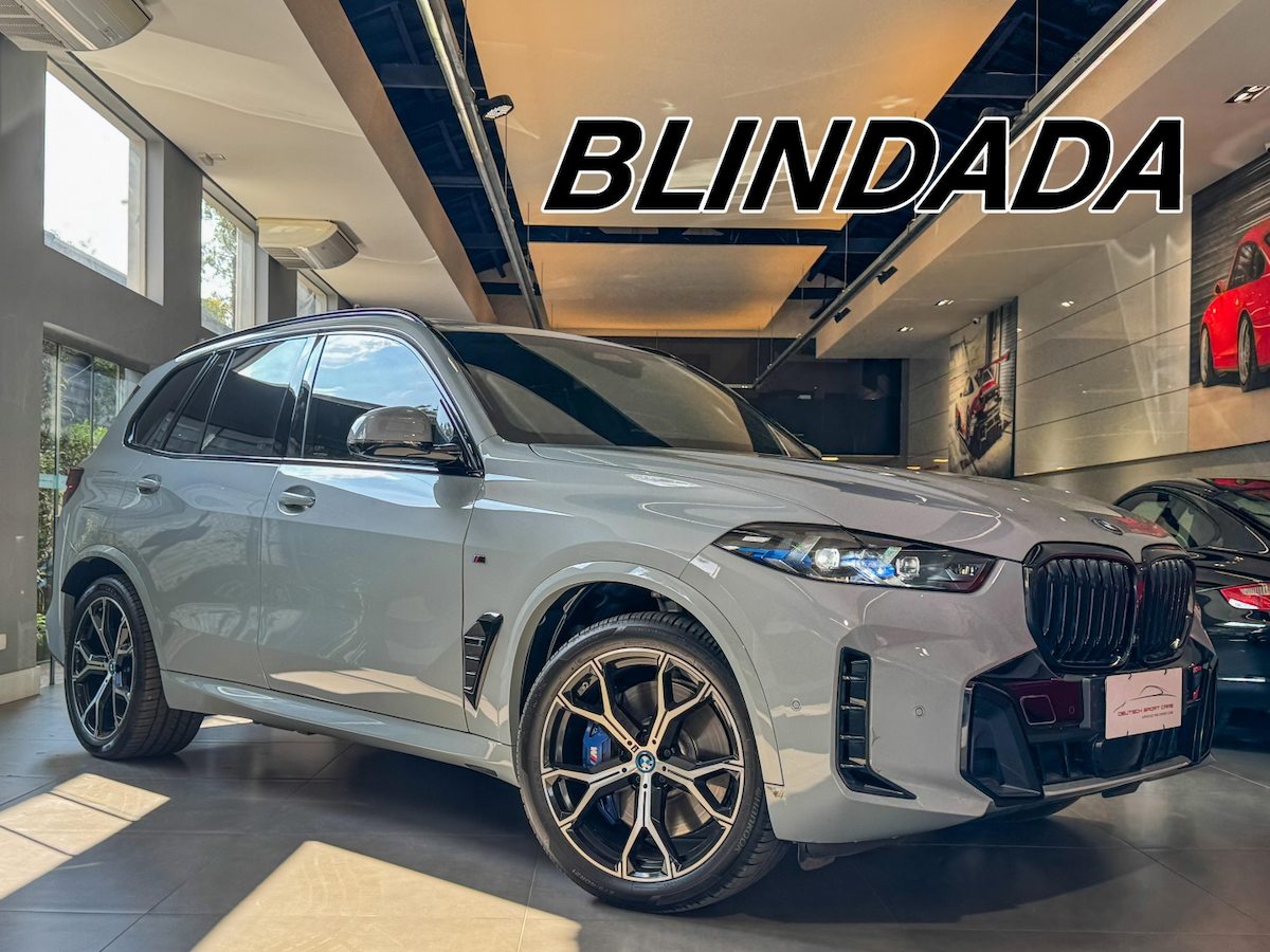 Foto do veículo BMW X5 3.0 I6 TURBO HÍBRIDO XDRIVE50E M SPORT AUTOMÁTICO 2023/2024 35.930 KM R$ 699.000,00