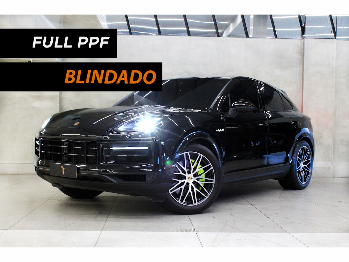 Foto do veículo PORSCHE CAYENNE 3.0 V6 E-HYBRID COUPÉ AWD TIPTRONIC S 2024/2024 15.000 KM R$ 889.800,00