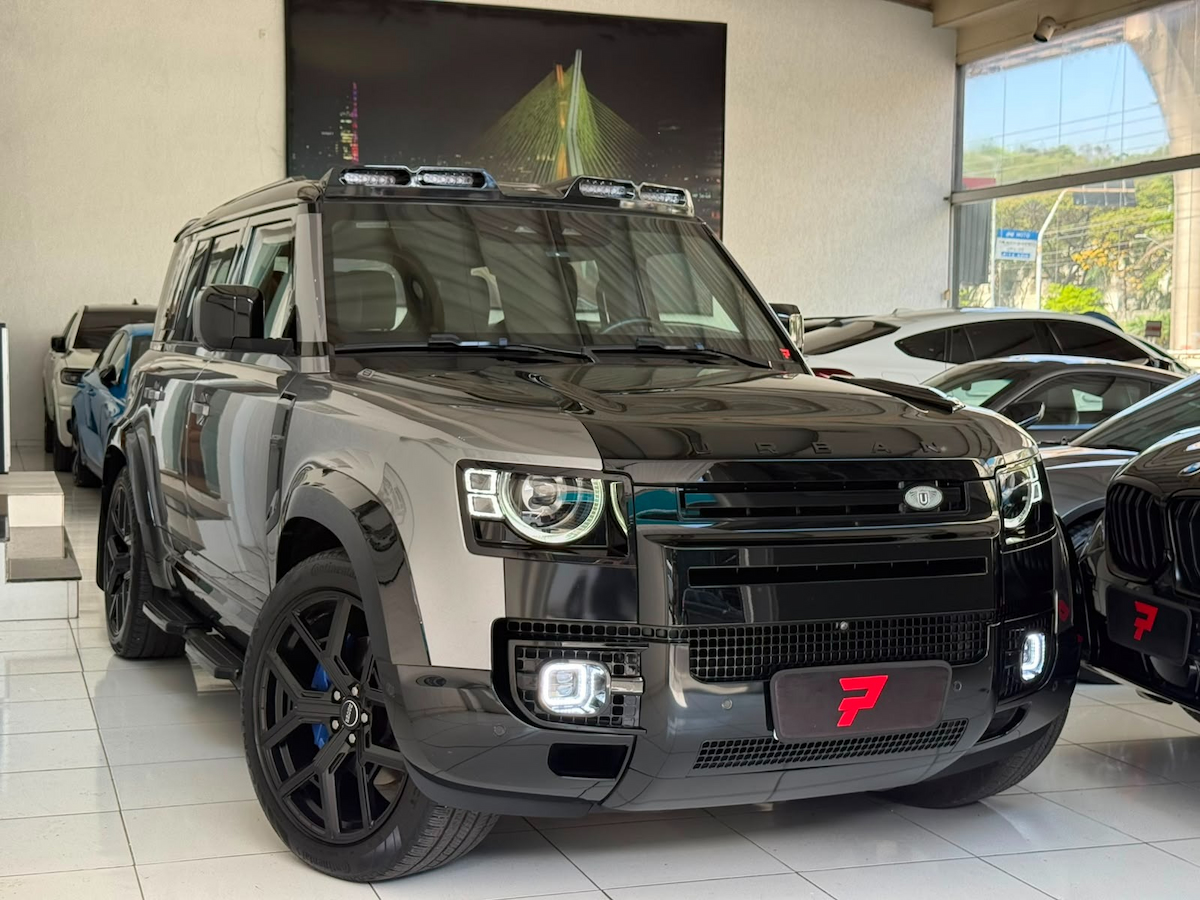 Foto do veículo LAND ROVER DEFENDER Defender 110 X D300 Hibrido 2024/2024 29.345 KM R$ 798.000,00