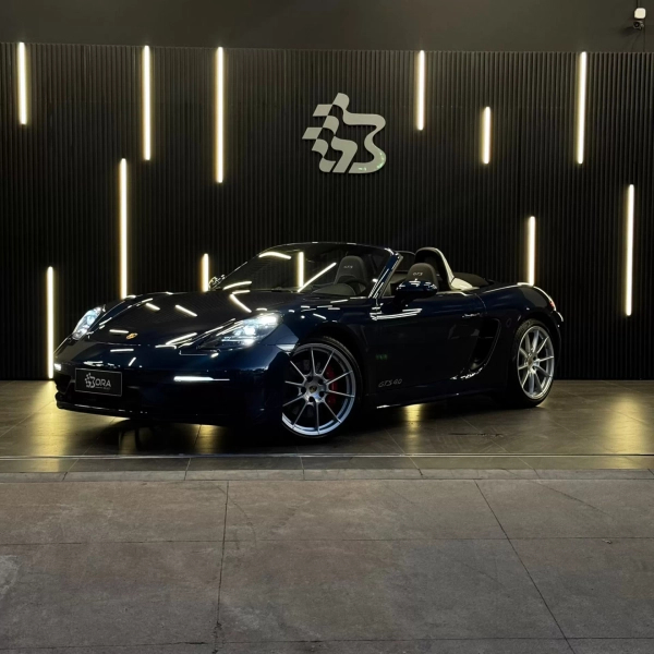 Foto do veículo PORSCHE 718 4.0 H6 GASOLINA BOXSTER GTS PDK 2024/2024 5.090 KM R$ 679.990,00