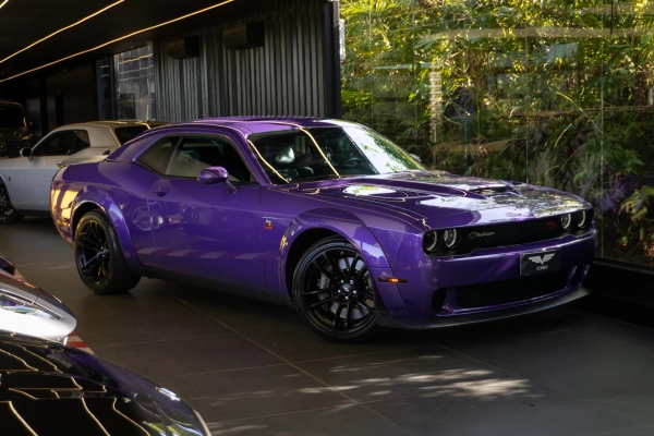 Foto do veículo DODGE CHALLENGER 6.4 V8 HEMI GASOLINA R/T SCAT PACK WIDEBODY TORQUEFLITE 2023/2023 12.345 KM R$ 799.900,00