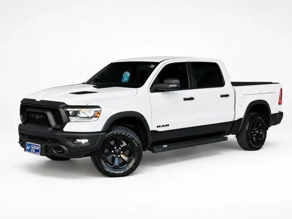 Foto do veículo RAM 1500 5.7 V8 GASOLINA REBEL CD 4X4 AUTOMÁTICO 2024/2024 89.035 KM R$ 339.000,00