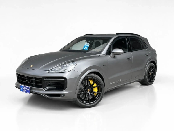 Foto do veículo PORSCHE CAYENNE 4.0 V8 E-HYBRID TURBO S AWD TIPTRONIC S 2022/2023 23.501 KM R$ 799.000,00