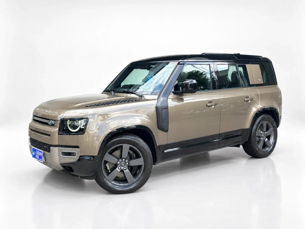Foto do veículo LAND ROVER DEFENDER 3.0 D300 TURBO DIESEL MHEV 110 X-DYNAMIC SE AWD AUTOMÁTICO 2023/2023 42.102 KM R$ 459.000,00
