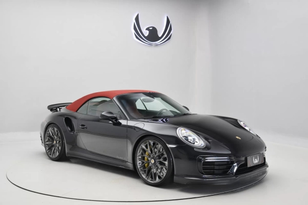 Foto do veículo PORSCHE 911 Turbo S Cabriolet 2016/2017 16.500 KM R$ 1.299.000,00