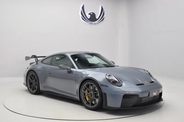 Foto do veículo PORSCHE 911 GT3 PDK 2025/2026 117 KM R$ 2.490.000,00