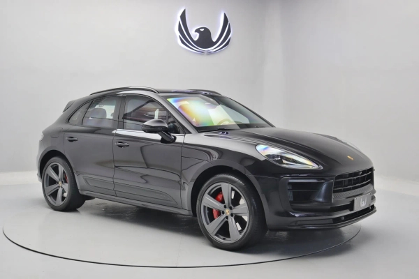 Foto do veículo PORSCHE MACAN GTS 2023/2024 19.900 KM R$ 699.000,00