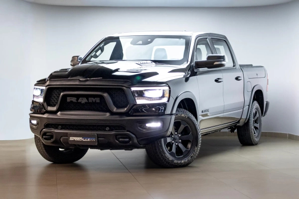 Foto do veículo RAM 1500 5.7 V8 GASOLINA REBEL CD 4X4 AUTOMÁTICO 2021/2022 43.119 KM R$ 379.900,00