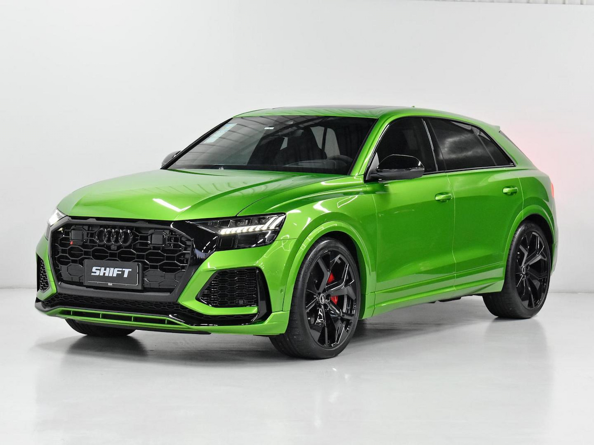 Foto do veículo AUDI RS Q8 4.0 BITURBO FSI 2021/2022 4.115 KM R$ 830.000,00