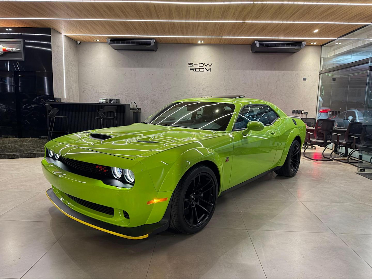 Foto do veículo DODGE CHALLENGER SCAT PACK 2023/2023 200 KM R$ 990.000,00