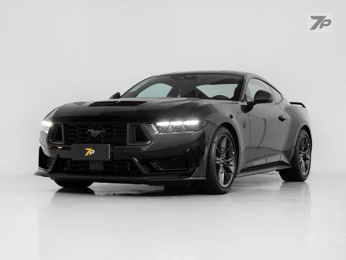 Foto do veículo FORD MUSTANG DARK HORSE V8 5.0 2025/2025 1.000 KM R$ 625.000,00