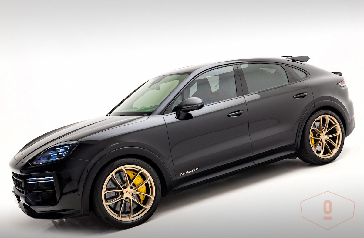 Foto do veículo PORSCHE CAYENNE TURBO GT 2024/2024 12.835 KM R$ 1.390.000,00