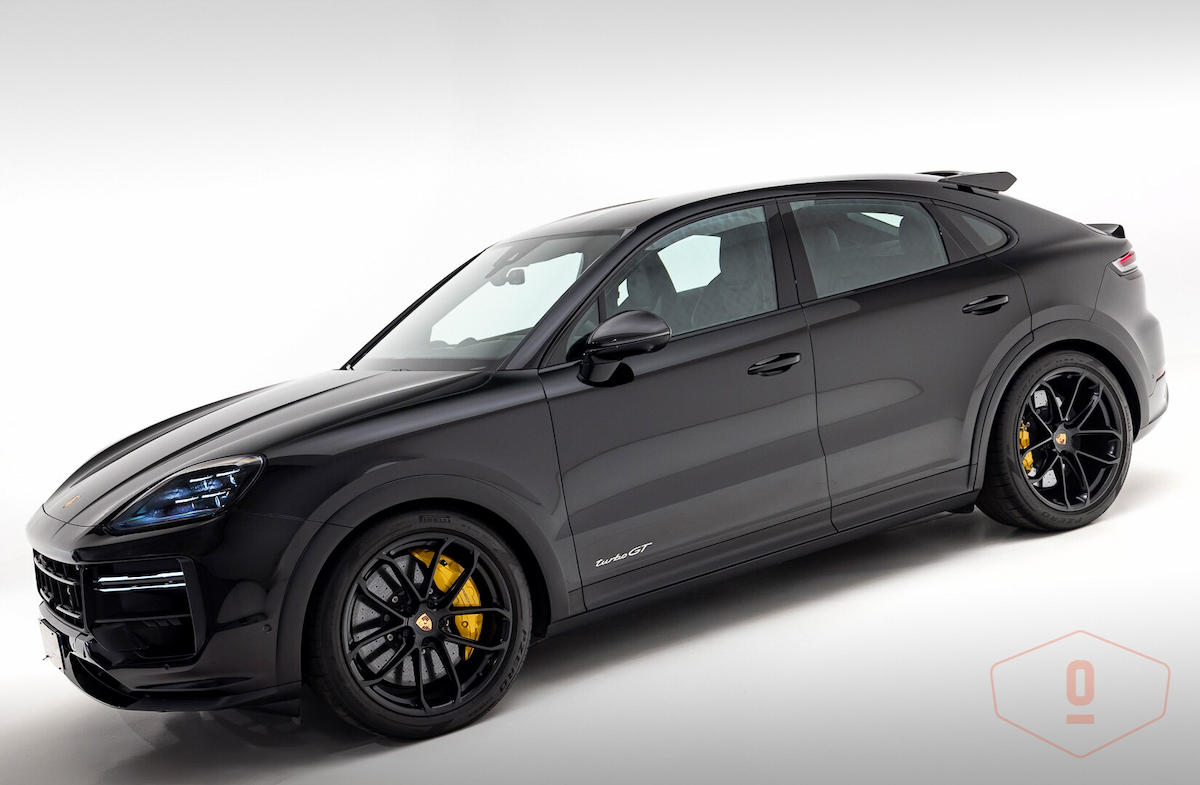 Foto do veículo PORSCHE CAYENNE TURBO GT 2023/2024 7.088 KM R$ 1.320.000,00